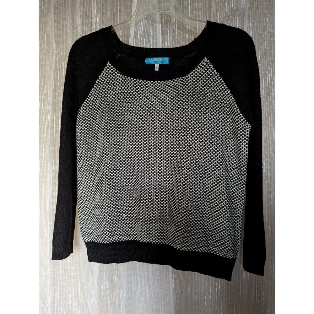 Buttons Madison Birds Eye Women Black  Sweater M Black White Boho Chic Nerd Core